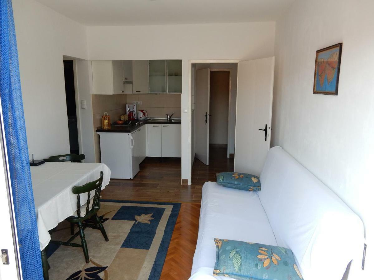 Apartments Indira Lovište Kültér fotó